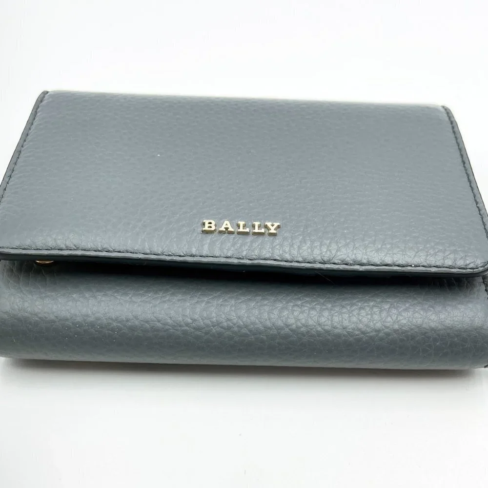Bally Woodi Gray Pebbled Leather Bifold Wallet‎